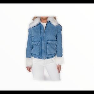 Fur trim denim jacket